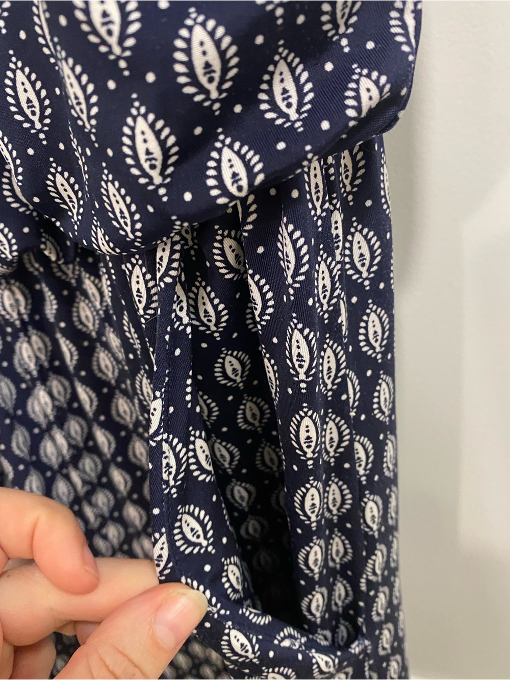 Kaileigh Navy & White Printed Sleeveless Jumpsuit - Picture 3 of 3